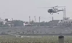 प्रयागराज में वायुसेना का ट्रेनी विमान क्रैश, तालाब में गिरने से बड़ा हादसा टला, बचाए गए दोनों पायलट प्रयागराज में वायुसेना का ट्रेनी विमान क्रैश, तालाब में गिरने से बड़ा हादसा टला, बचाए गए दोनों पायलट