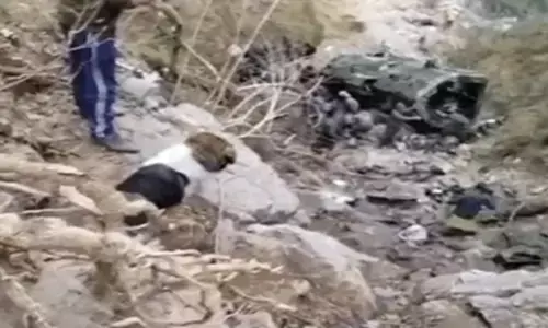 जम्मू-कश्मीर के डोडा में हादसा: सेना का बुटेलप्रुफ वाहन 200 फीट गहरी खाई में गिरा, दस जवान शहीद