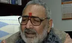 गिरिराज सिंह का तंज राहुल गांधी झूठ की खेती कर रहे हैं... गिरिराज सिंह का तंज राहुल गांधी झूठ की खेती कर रहे हैं...