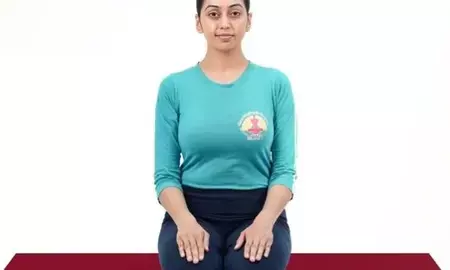 पीरियड्स की ऐंठन, सूजन और दर्द अब नहीं करेंगे परेशान, इन योगासनों से दूर होगी तकलीफ पीरियड्स की ऐंठन, सूजन और दर्द अब नहीं करेंगे परेशान, इन योगासनों से दूर होगी तकलीफ