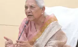 शिक्षा, अनुशासन और संस्कार ही सशक्त भारत की नींव : आनंदीबेन पटेल