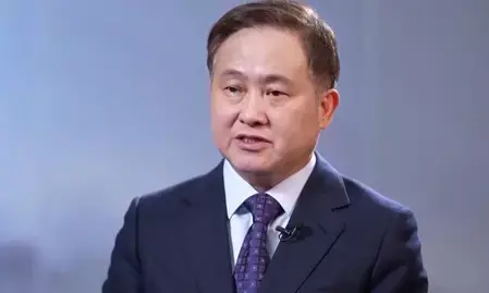 आरएमबी के अंतर्राष्ट्रीयकरण को व्यवस्थित रूप से बढ़ाता रहेगा चीन आरएमबी के अंतर्राष्ट्रीयकरण को व्यवस्थित रूप से बढ़ाता रहेगा चीन