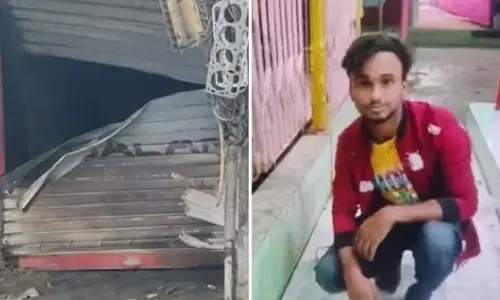 बांग्लादेश में एक और हिंदू की हत्या, 23 साल के चंचल भौमिक को गैरेज के अंदर जिंदा जलाया