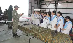 अरुणाचल में ‘नो योर आर्मी कैंपेन’: छात्रों के सामने सेना ने दिखाए आधुनिक हथियार अरुणाचल में ‘नो योर आर्मी कैंपेन’: छात्रों के सामने सेना ने दिखाए आधुनिक हथियार