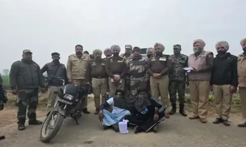 तरनतारन में बीएसएफ की बड़ी कार्रवाई, 511 ग्राम हेरोइन के साथ दो गिरफ्तार