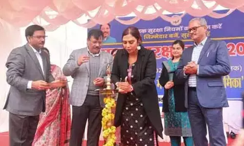 अवैध पार्किंग पर परिवहन विभाग सख्त, उत्तर प्रदेश में 117 होल्डिंग एरिया चिह्नित अवैध पार्किंग पर परिवहन विभाग सख्त, उत्तर प्रदेश में 117 होल्डिंग एरिया चिह्नित