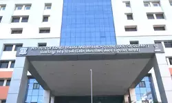 अहमदाबाद के आईकेडीआरसी ने रचा इतिहास, किडनी ट्रांसप्लांट में राष्ट्रीय रिकॉर्ड अहमदाबाद के आईकेडीआरसी ने रचा इतिहास, किडनी ट्रांसप्लांट में राष्ट्रीय रिकॉर्ड