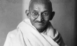 ...जब महात्मा गांधी ने अहिंसा को बनाया आजादी का सबसे शक्तिशाली हथियार ...जब महात्मा गांधी ने अहिंसा को बनाया आजादी का सबसे शक्तिशाली हथियार