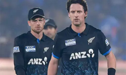 हमें पता था कि भारत के खिलाफ 200 रन भी सुरक्षित नहीं होते : मिचेल सेंटनर हमें पता था कि भारत के खिलाफ 200 रन भी सुरक्षित नहीं होते : मिचेल सेंटनर