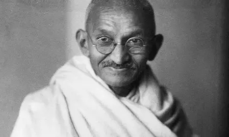 ...जब महात्मा गांधी ने अहिंसा को बनाया आजादी का सबसे शक्तिशाली हथियार ...जब महात्मा गांधी ने अहिंसा को बनाया आजादी का सबसे शक्तिशाली हथियार