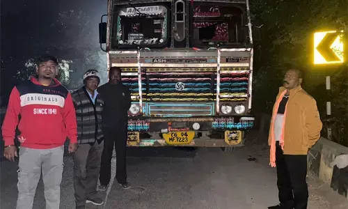 महासमुंद में बड़ी कार्रवाई, अंतरराज्यीय सीमा पर 540 कट्टा धान जब्त