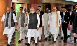 बजट पर चर्चा के लिए एनडीए संसदीय दल की बैठक जारी