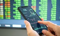 भारत-अमेरिका ट्रेड डील के बाद रुपया 1 प्रतिशत से ज्यादा मजबूत, बढ़ा निवेशकों का भरोसा