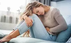 मासिक धर्म के दौरान पेट और कमर दर्द से चाहिए छुटकारा? अपनाएं ये 5 आसान घरेलू नुस्खे