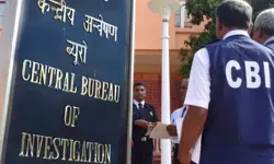 सीबीआई का बड़ा एक्शन: रिश्वतखोरी में रिटायर्ड सुपरिंटेंडेंट व दो इंस्पेक्टर पर एफआईआर