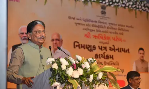 गुजरात में 292 नई नियुक्तियाँ, मंत्री बोले – सेवा से मिलता है सम्मान