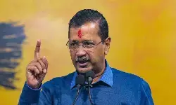 देश की राजधानी में सड़क के गड्ढे में गिरकर युवक की मौत हादसा नहीं, हत्या है - केजरीवाल देश की राजधानी में सड़क के गड्ढे में गिरकर युवक की मौत हादसा नहीं, हत्या है - केजरीवाल