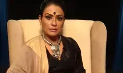 किस्मत का मोड़: जानें कैसे केबिन क्रू से परदे की दमदार अभिनेत्री बनीं अश्विनी कालसेकर किस्मत का मोड़: जानें कैसे केबिन क्रू से परदे की दमदार अभिनेत्री बनीं अश्विनी कालसेकर