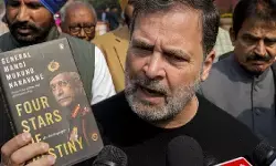 पूर्व सेना प्रमुख झूठ नहीं बोल रहे, नरवणे की किताब को लेकर सरकार पर राहुल का हमला पूर्व सेना प्रमुख झूठ नहीं बोल रहे, नरवणे की किताब को लेकर सरकार पर राहुल का हमला
