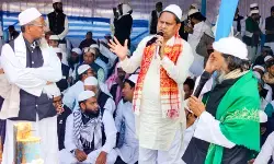 मुर्शिदाबाद में मस्जिद के लिए हुमायूं कबीर ने ईंटें रखीं, जिला प्रशासन को दी चेतावनी मुर्शिदाबाद में मस्जिद के लिए हुमायूं कबीर ने ईंटें रखीं, जिला प्रशासन को दी चेतावनी