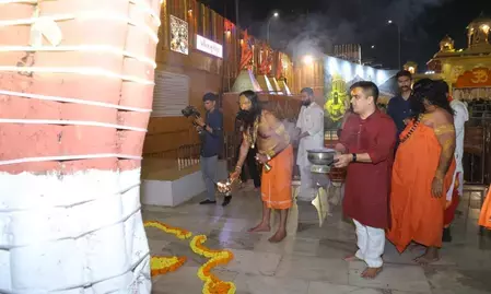 गुजरात: महाशिवरात्रि मेले का भव्य आगाज, डिप्टी सीएम हर्ष संघवी ने भवनाथ मंदिर में की महाआरती