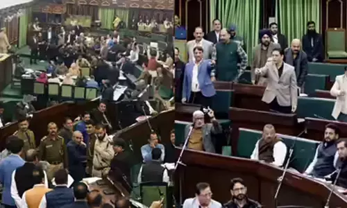 जम्मू-कश्मीर विधानसभा में हंगामा, भाजपा विधायकों का बहिर्गमन