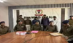 झारखंड: धनबाद में ब्लूटूथ डिवाइस से एसएससी परीक्षा में कराई जा रही थी नकल, तीन गिरफ्तार