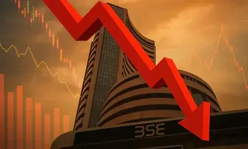 भारतीय शेयर बाजार में भारी गिरावट, सेंसेक्स 800 अंक टूटा
