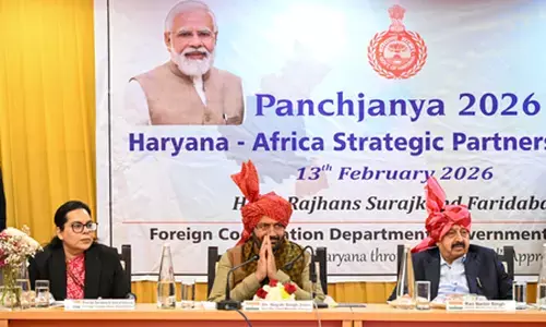 सूरजकुंड में जुटे अफ्रीकी देशों के राजदूत और उच्चायुक्त, आर्थिक सहयोग बढ़ाने पर जोर सूरजकुंड में जुटे अफ्रीकी देशों के राजदूत और उच्चायुक्त, आर्थिक सहयोग बढ़ाने पर जोर