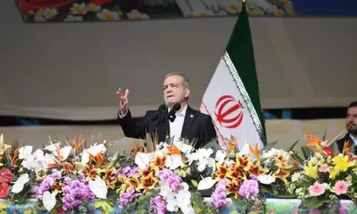 अमेरिका के साथ बातचीत ज्यादा मांगों के बिना सकारात्मक तरीके से आगे बढ़ सकती है : ईरान