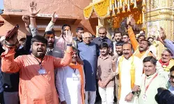 गुजरात के सीएम भूपेंद्र पटेल ने भवनाथ मंदिर में की महाशिवरात्रि की पूजा-अर्चना