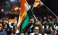 भारत की जीत पर देश में जश्न का माहौल, लोगों ने टीम इंडिया को दी बधाई