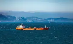 भारत का समुद्री ऐक्शन, ईरान के 3 तेल टैंकर पकड़ लिए, अमेरिका ने लगाया है प्रतिबंध