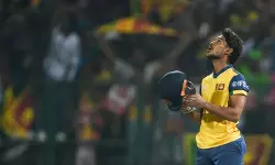 टी20 वर्ल्ड कप: 15 बाउंड्री के साथ नाबाद शतक, पथुम निसांका ने तोड़े ये रिकॉर्ड्स टी20 वर्ल्ड कप: 15 बाउंड्री के साथ नाबाद शतक, पथुम निसांका ने तोड़े ये रिकॉर्ड्स