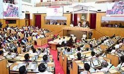 ओडिशा बजट सत्र: भुवनेश्वर पुलिस ने जांची सुरक्षा तैयारियां, चप्पे-चप्पे पर तैनात रहेंगे सादे कपड़े में सुरक्षाकर्मी