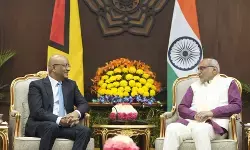 उपराष्ट्रपति सीपी राधाकृष्णन ने गुयाना के उपराष्ट्रपति से की मुलाकात, द्विपक्षीय सहयोग बढ़ाने पर हुई चर्चा उपराष्ट्रपति सीपी राधाकृष्णन ने गुयाना के उपराष्ट्रपति से की मुलाकात, द्विपक्षीय सहयोग बढ़ाने पर हुई चर्चा