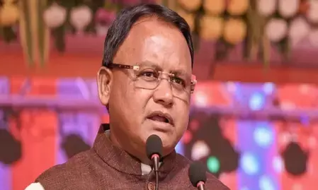 ओडिशा में 77 अवैध बांग्लादेशी प्रवासियों की पहचान, ज्यादातर को वापस भेजा गया: सीएम माझी ओडिशा में 77 अवैध बांग्लादेशी प्रवासियों की पहचान, ज्यादातर को वापस भेजा गया: सीएम माझी