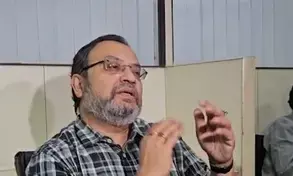 कुणाल घोष का सवाल, आखिर भाजपा को हराने से कांग्रेस को कौन मना कर रहा है? कुणाल घोष का सवाल, आखिर भाजपा को हराने से कांग्रेस को कौन मना कर रहा है?