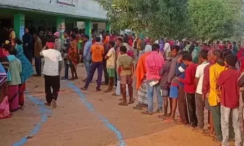 झारखंड के नगर निकायों में मतदान को लेकर उत्साह, 6 हजार से अधिक प्रत्याशियों की किस्मत लिखेंगे मतदाता झारखंड के नगर निकायों में मतदान को लेकर उत्साह, 6 हजार से अधिक प्रत्याशियों की किस्मत लिखेंगे मतदाता