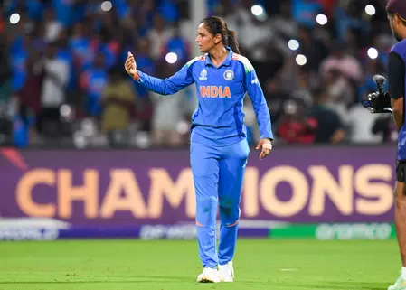 वनडे सीरीज में इतिहास रचने के इरादे से उतरेगी हरमनप्रीत की सेना, ऑस्ट्रेलिया का पलड़ा रहा है भारी वनडे सीरीज में इतिहास रचने के इरादे से उतरेगी हरमनप्रीत की सेना, ऑस्ट्रेलिया का पलड़ा रहा है भारी