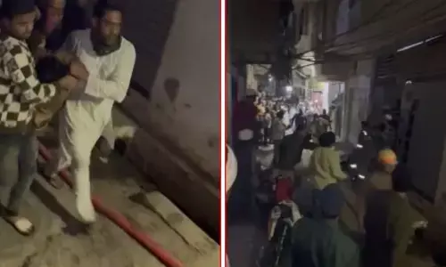 मेरठ में भीषण हादसा – घर में आग लगने से 5 बच्चों और 1 महिला की मौत मेरठ में भीषण हादसा – घर में आग लगने से 5 बच्चों और 1 महिला की मौत