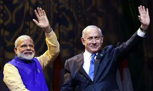 मोदी की इजरायल यात्रा पर सवाल मोदी की इजरायल यात्रा पर सवाल