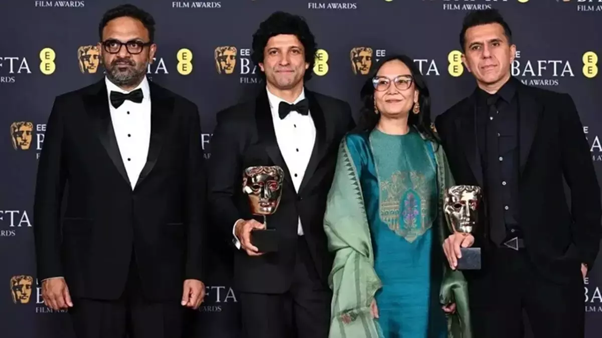 मणिपुरी फिल्म ‘बूंग’ ने रचा इतिहास, बाफ्टा में जीता बेस्ट चिल्ड्रन एंड फैमिली फिल्म अवार्ड, पीएम मोदी और फिल्म जगत ने दी बधाई मणिपुरी फिल्म ‘बूंग’ ने रचा इतिहास, बाफ्टा में जीता बेस्ट चिल्ड्रन एंड फैमिली फिल्म अवार्ड, पीएम मोदी और फिल्म जगत ने दी बधाई