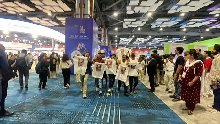 AI समिट प्रदर्शन पर दिल्ली पुलिस की बड़ी कार्रवाई – IYC अध्यक्ष उदय भानु चिब गिरफ्तार AI समिट प्रदर्शन पर दिल्ली पुलिस की बड़ी कार्रवाई – IYC अध्यक्ष उदय भानु चिब गिरफ्तार