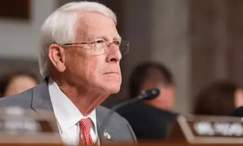 अमेरिकी सांसदों की चेतावनी – चीन की पकड़ से डिफेंस इंडस्ट्री को खतरा अमेरिकी सांसदों की चेतावनी – चीन की पकड़ से डिफेंस इंडस्ट्री को खतरा