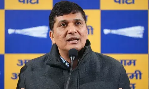 ‘‘आप’’ ने गौ माफिया का पर्दाफाश कर बचा ली 43 गायों की जान- सौरभ भारद्वाज ‘‘आप’’ ने गौ माफिया का पर्दाफाश कर बचा ली 43 गायों की जान- सौरभ भारद्वाज