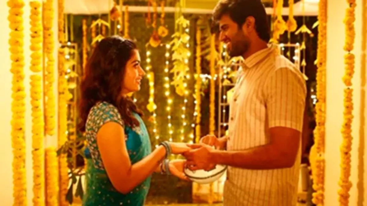 उदयपुर में सजी विजय-रश्मिका की शाही शादी, मेहंदी-संगीत आज , गुरुवार को लेंगे फेरे उदयपुर में सजी विजय-रश्मिका की शाही शादी, मेहंदी-संगीत आज , गुरुवार को लेंगे फेरे