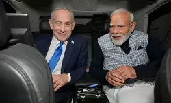 इजरायली संसद में ऐतिहासिक भाषण के बाद मोदी-नेतन्याहू एक ही कार में इजरायली संसद में ऐतिहासिक भाषण के बाद मोदी-नेतन्याहू एक ही कार में