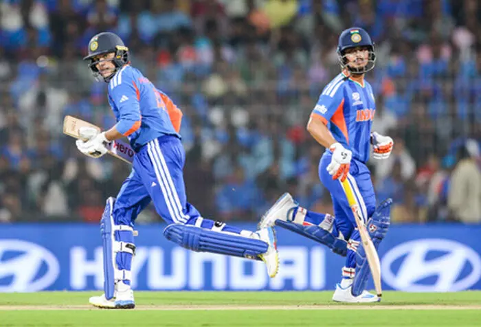 टी20 वर्ल्ड कप: टीम इंडिया ने इतिहास रचा, पावरप्ले में कभी नहीं हुआ था ये कारनामा टी20 वर्ल्ड कप: टीम इंडिया ने इतिहास रचा, पावरप्ले में कभी नहीं हुआ था ये कारनामा