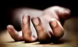 ग्वालियर में बारहवीं छात्र की आत्महत्या से सनसनी ग्वालियर में बारहवीं छात्र की आत्महत्या से सनसनी